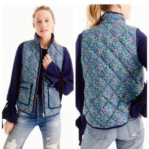 J CREW LIBERTY CATESBY FLORAL QUILTED PUFFER DOWN EXCURSION VEST NWOT SzXS